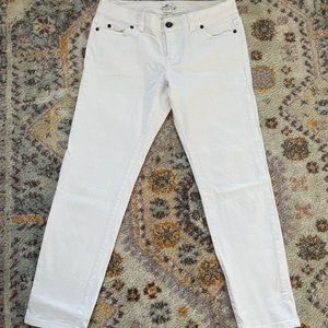 Vineyard Vines White Jeans